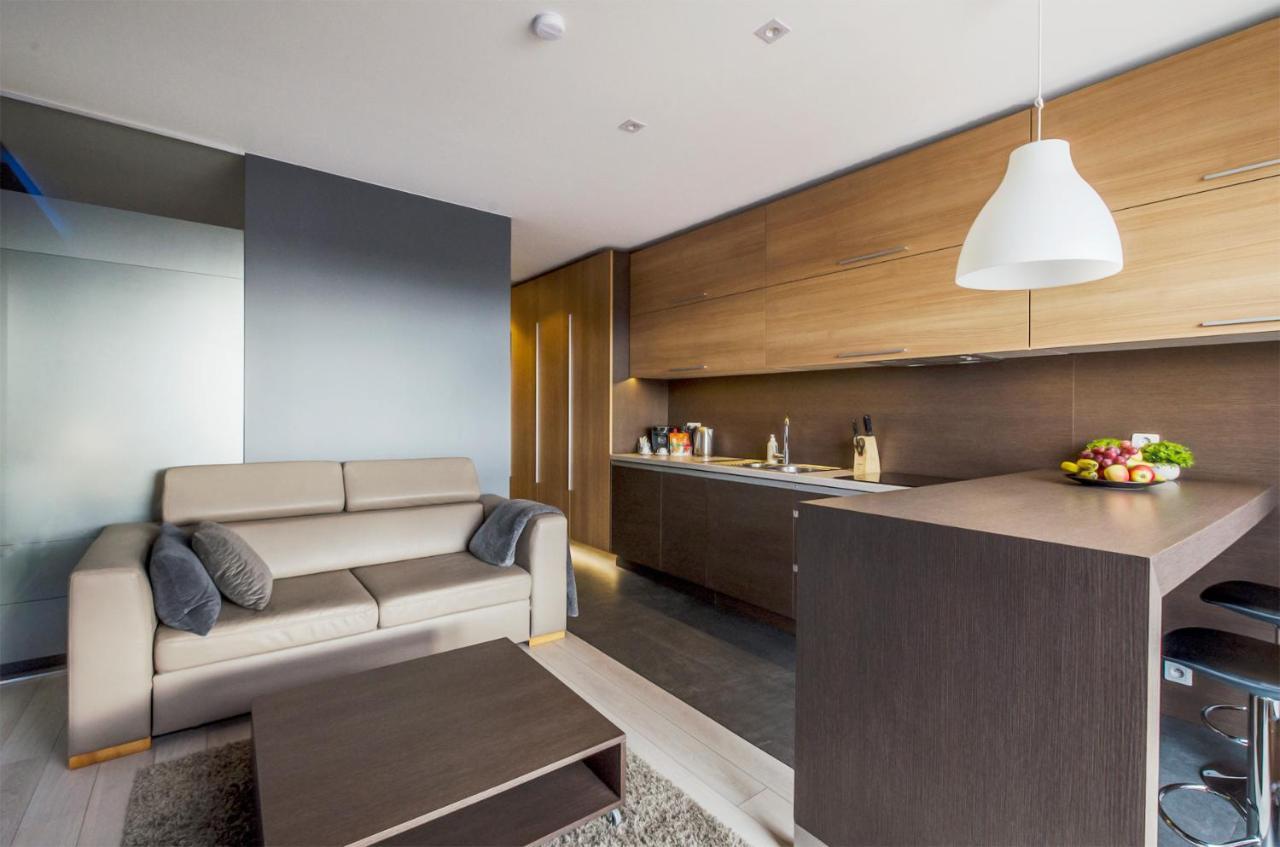 Lupoapartments Z Jacuzzi Pole Dance Leczycka 29 Klimatyzacja Parking Dostep Na Kod وودج المظهر الخارجي الصورة