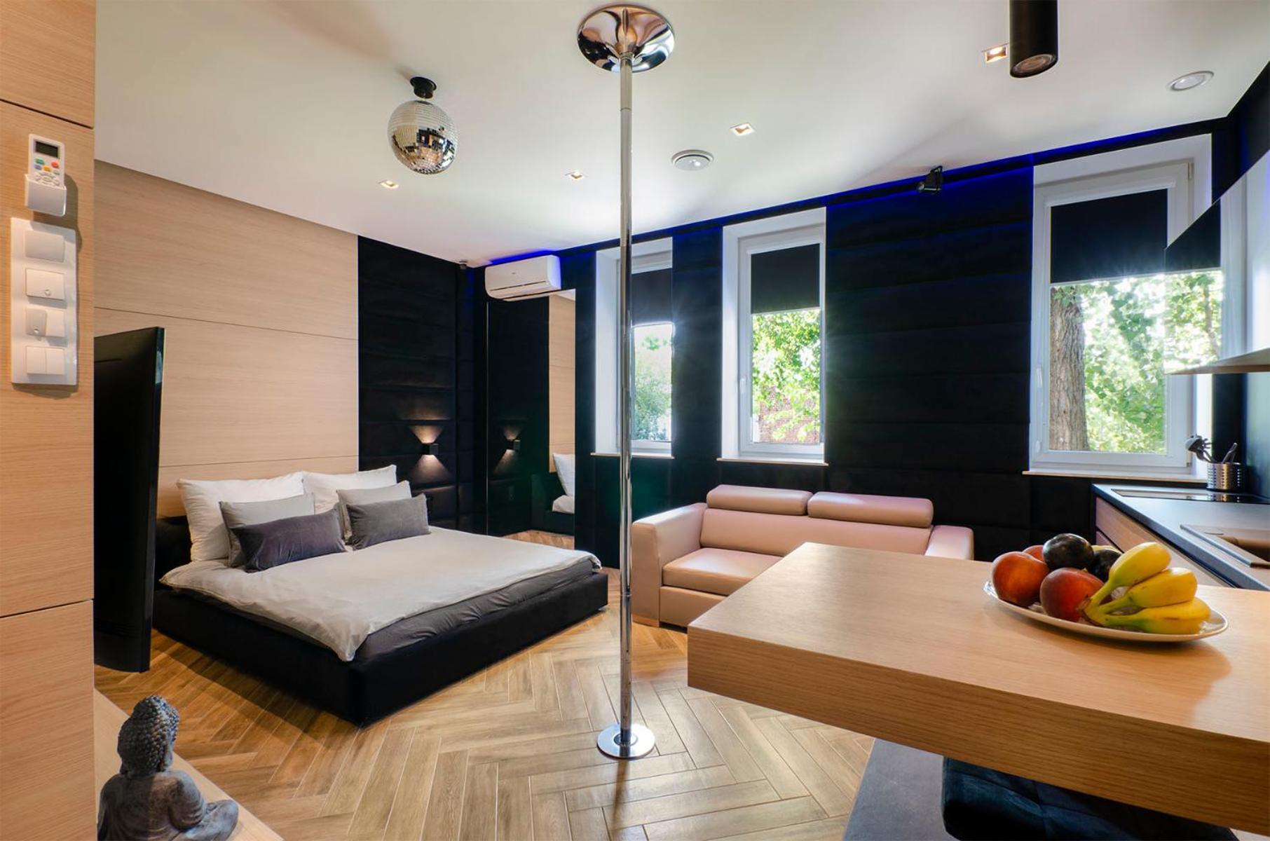 Lupoapartments Z Jacuzzi Pole Dance Leczycka 29 Klimatyzacja Parking Dostep Na Kod وودج المظهر الخارجي الصورة